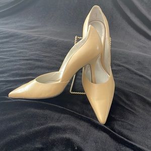 DAISY Fuentes flesh tone heels